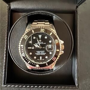 Submariner Black Dial with Silver Bezel